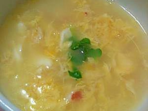 カニの殻は捨てないで!カニとふんわり卵のスープ